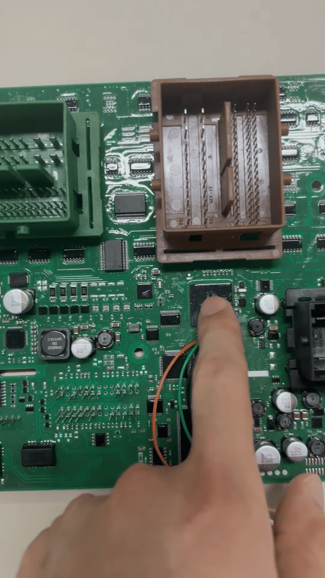 How to Program Key for 2023 Volvo XC60 with KEYDIY KD-X4